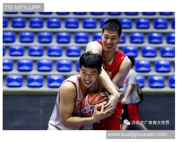 任骏飞领衔新一季篮球赛场展现实力与风采引领球队争创佳绩