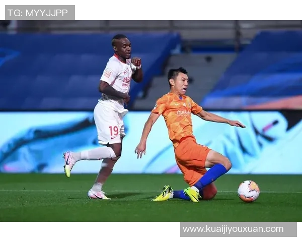 佳兆业与鲁能泰山激战正酣谁能在赛场上笑到最后