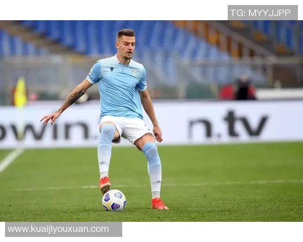 克罗托内里迎战拉齐奥期待精彩对决与激烈竞争 克罗托内里迎战拉齐奥期待精彩对决与激烈竞争