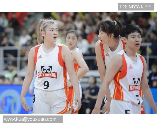 全运会精彩对决新疆队迎战四川队期待巅峰对决展现篮球魅力与团队精神