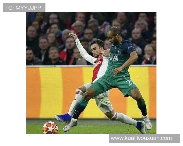 切尔西与热刺在2015至2016赛季的精彩对决回顾与分析