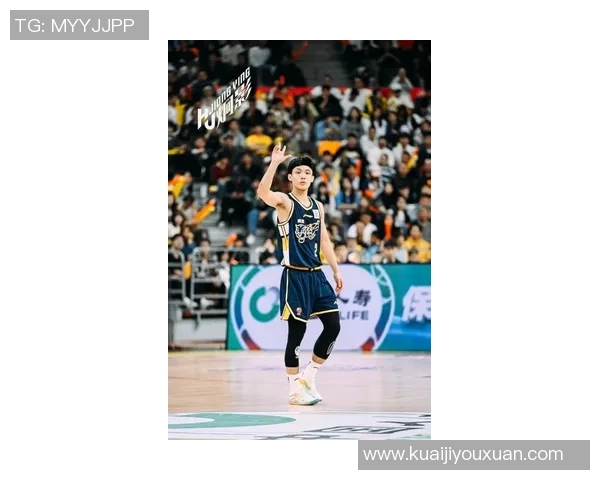 徐杰的篮球之路：从青涩少年到CBA明星的成长故事与奋斗历程