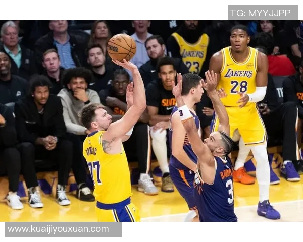 湖人对阵太阳精彩视频回放全场集锦及赛后分析分享
