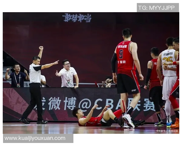 热火与篮网激战正酣现场直播精彩瞬间全记录