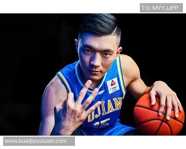 陈林坚:从青涩少年到篮球场上的璀璨明星之路揭秘 陈林坚:从青涩少年到篮球场上的璀璨明星之路揭秘