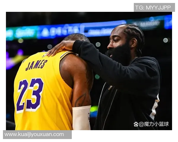 1990年湖人与快船的对决回顾及其对NBA历史的影响分析 1990年湖人与快船的对决回顾及其对NBA历史的影响分析