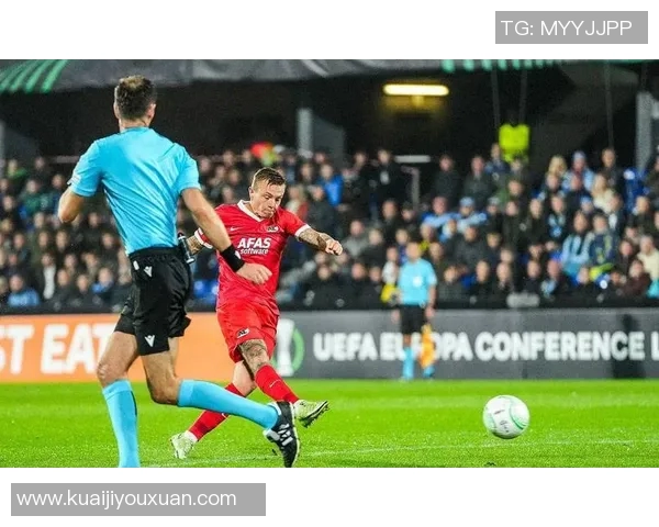 PSV埃因霍温与阿尔克马尔激战正酣比分揭晓精彩瞬间回顾