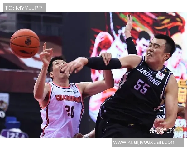 任骏飞领衔全队奋战新赛季展现篮球激情与团队精神的完美结合